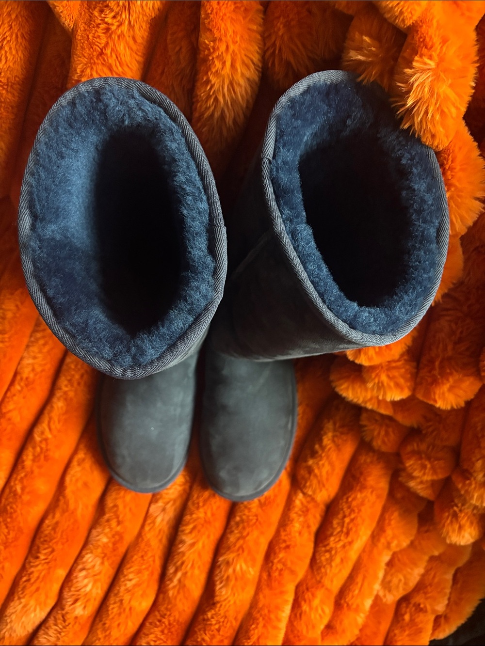 UGG Tall Suede Boots in Navy with Tan Sole - Picture 6 of 6